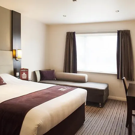 Premier Inn London Lewisham-3